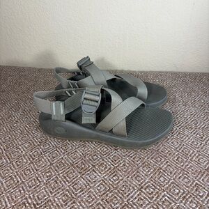 Chaco Men’s Hommes Sandal Sz 41 US 12 Olive Slip On Hiking Beach Casual Gorpcore